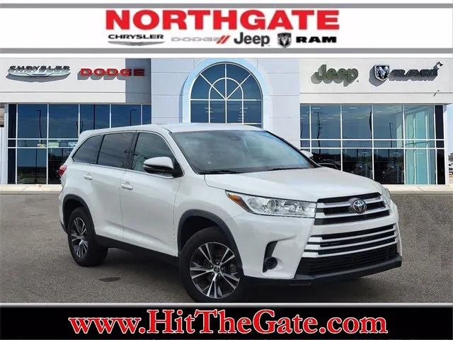 Used 2019 Toyota Highlander LE