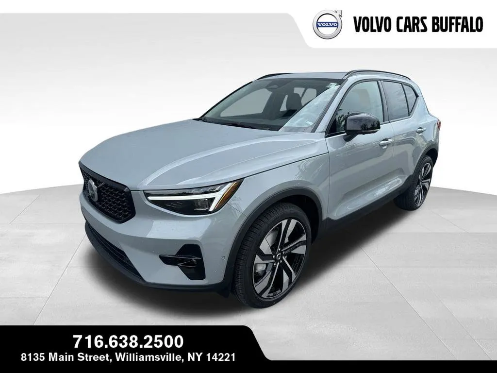 New 2024 Volvo XC40 B5 Ultimate w/ Protection Package Premier