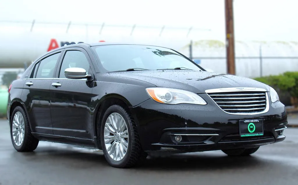 Used 2013 Chrysler 200 Limited