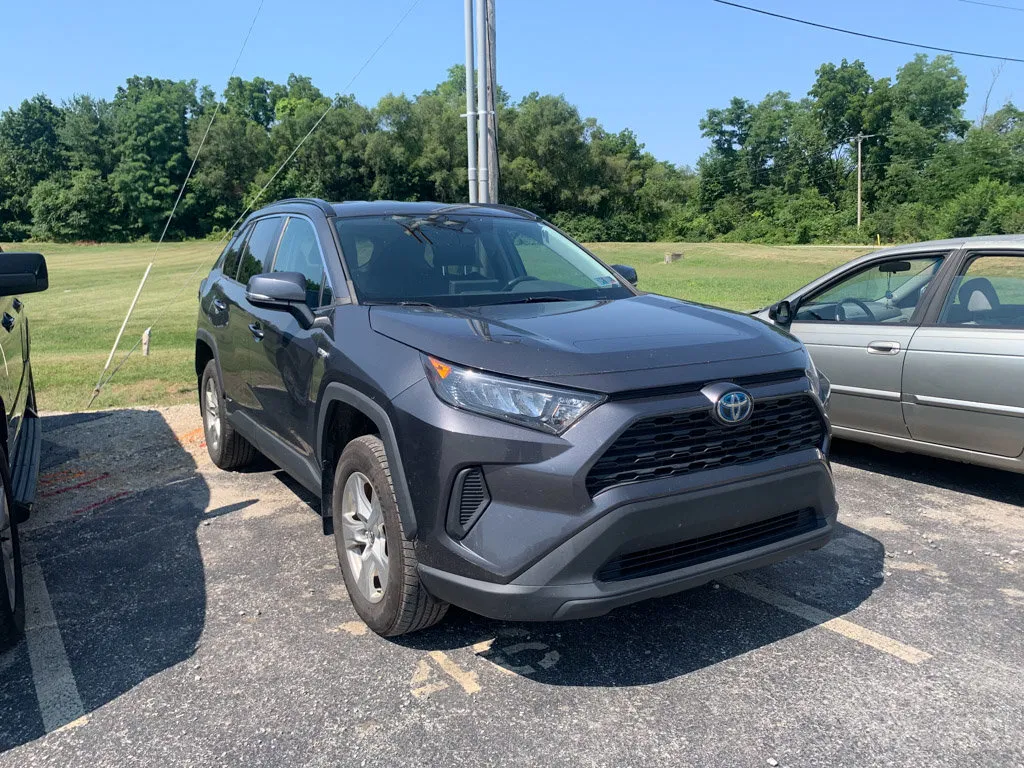 Used 2021 Toyota Highlander LE
