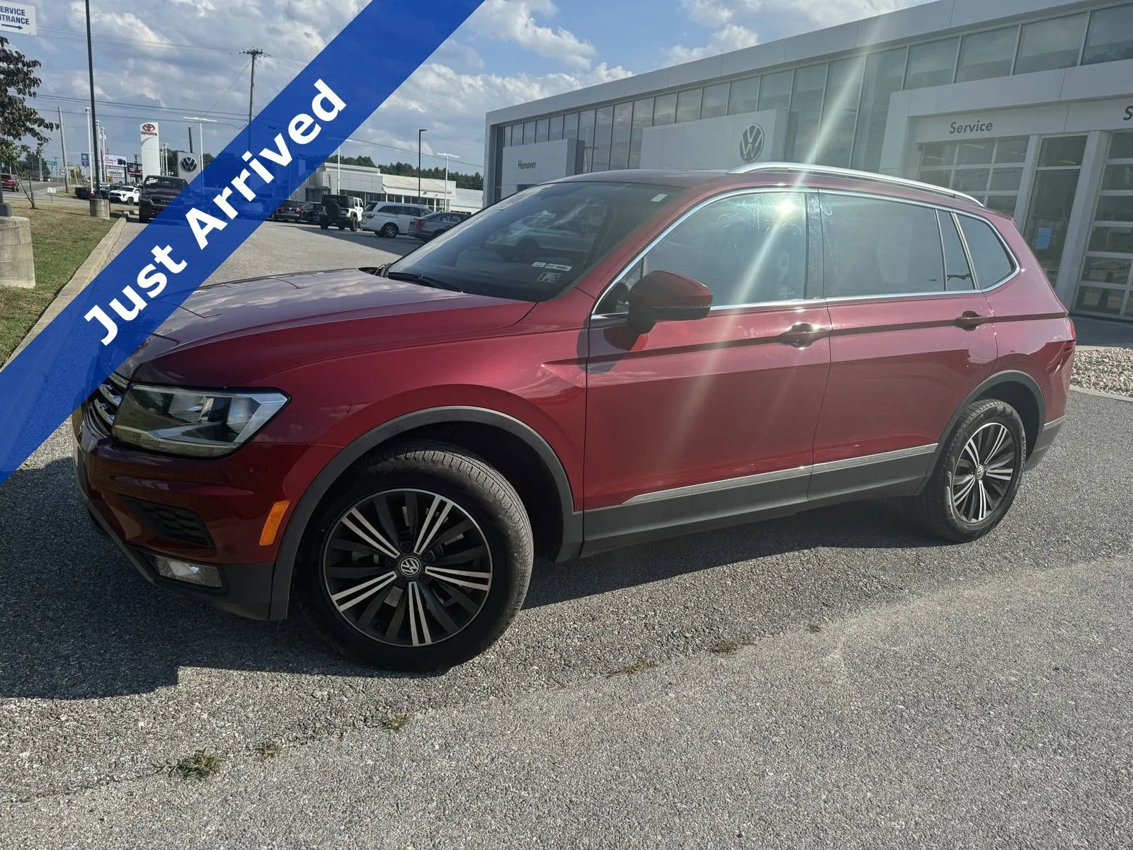 Certified 2021 Volkswagen Tiguan SE w/ Panoramic Sunroof Package