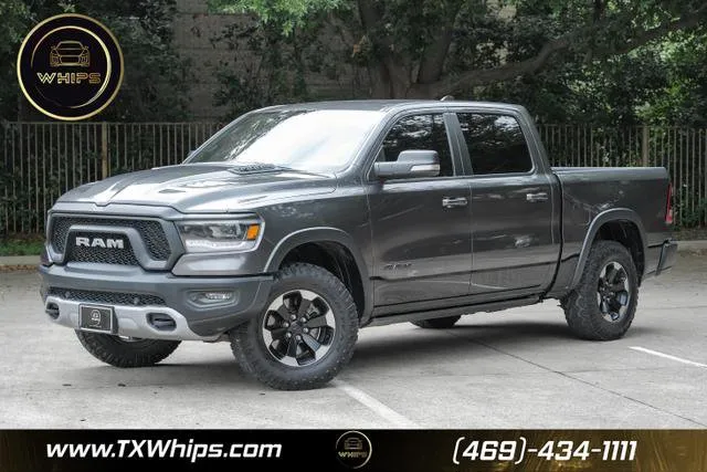 Used 2018 Jeep Wrangler Unlimited Sport w/ Connectivity Group