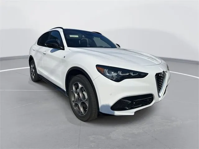 New 2024 Alfa Romeo Tonale Ti