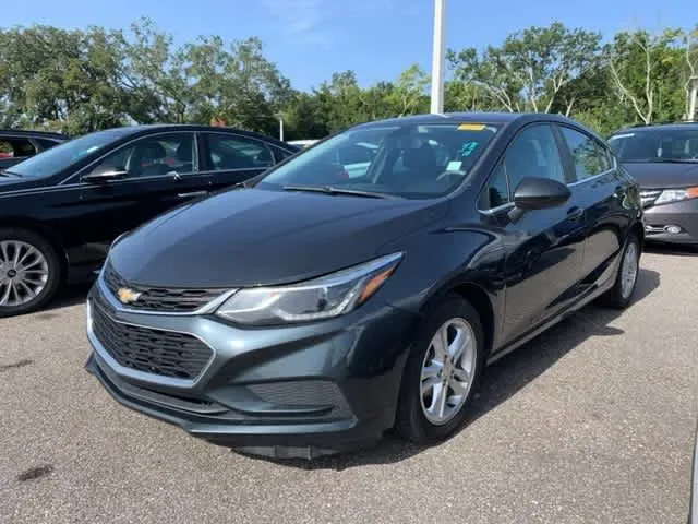 Used 2017 Hyundai Elantra SE