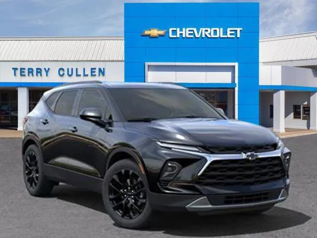 New 2024 Chevrolet Trax ACTIV w/ Sunroof Package