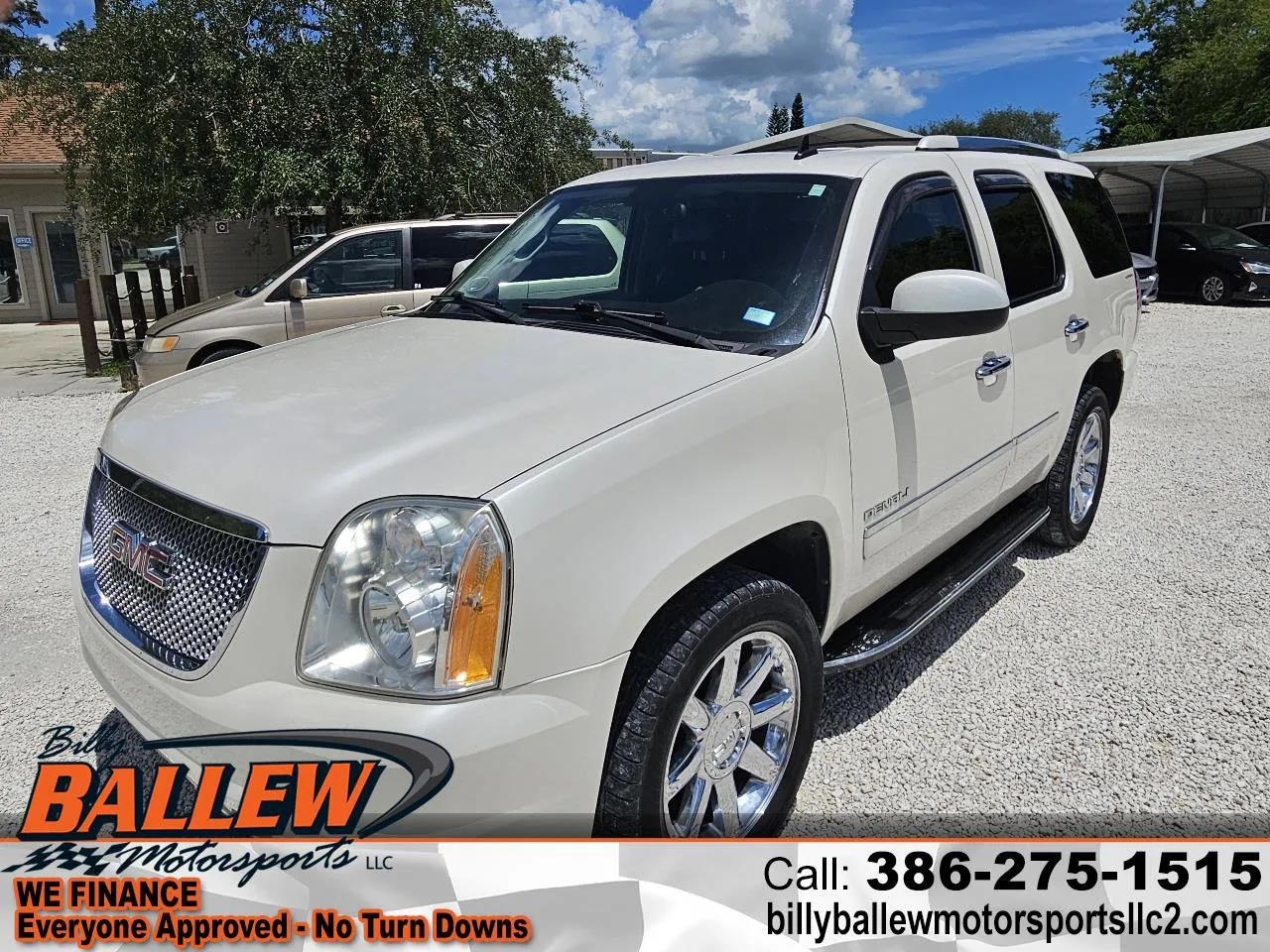 Used 2017 GMC Yukon XL Denali w/ Open Road Package