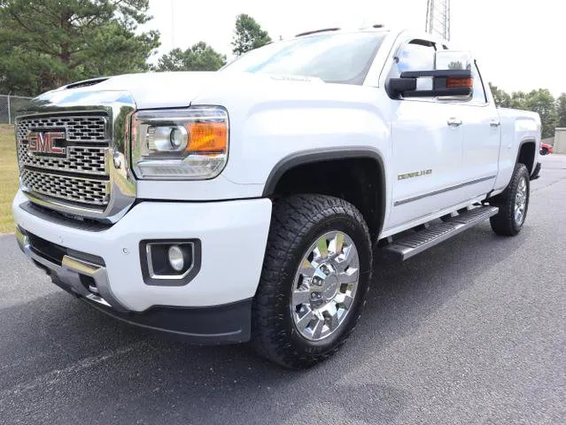 Used 2019 GMC Sierra 2500 Denali w/ Duramax Plus Package