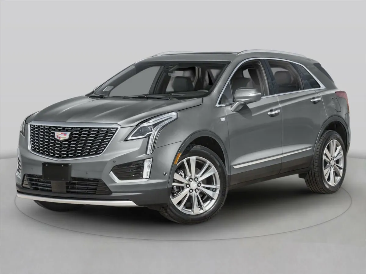 New 2024 Cadillac XT4 Luxury w/ Cold Weather Package