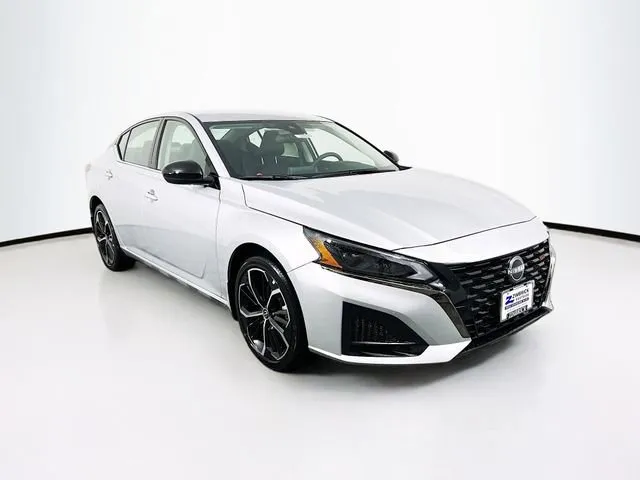 New 2024 Nissan Sentra SV w/ All-Weather Package