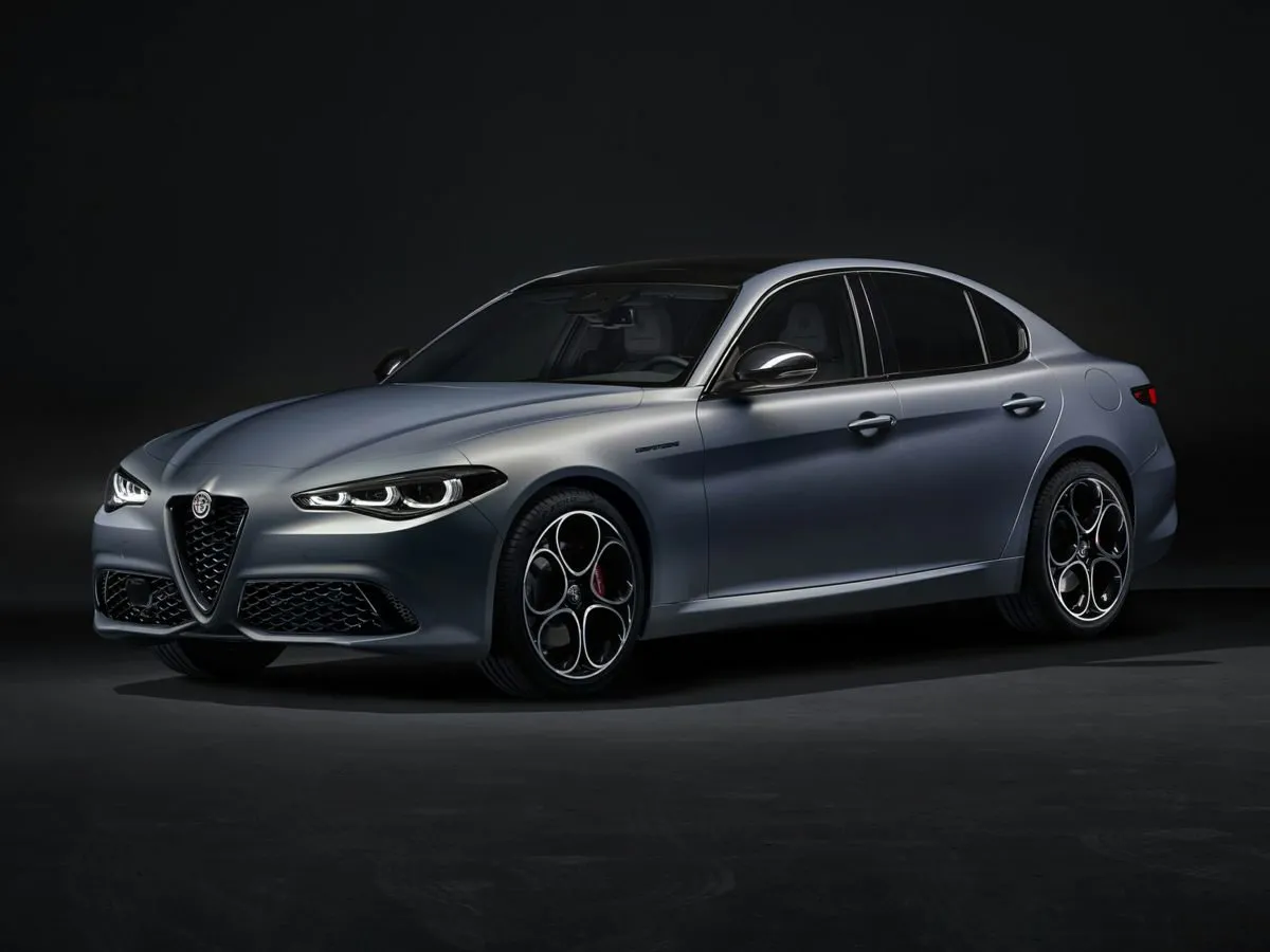 New 2024 Alfa Romeo Giulia Veloce