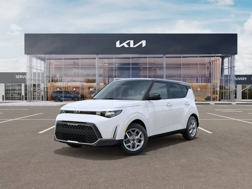 New 2024 Kia Forte LXS