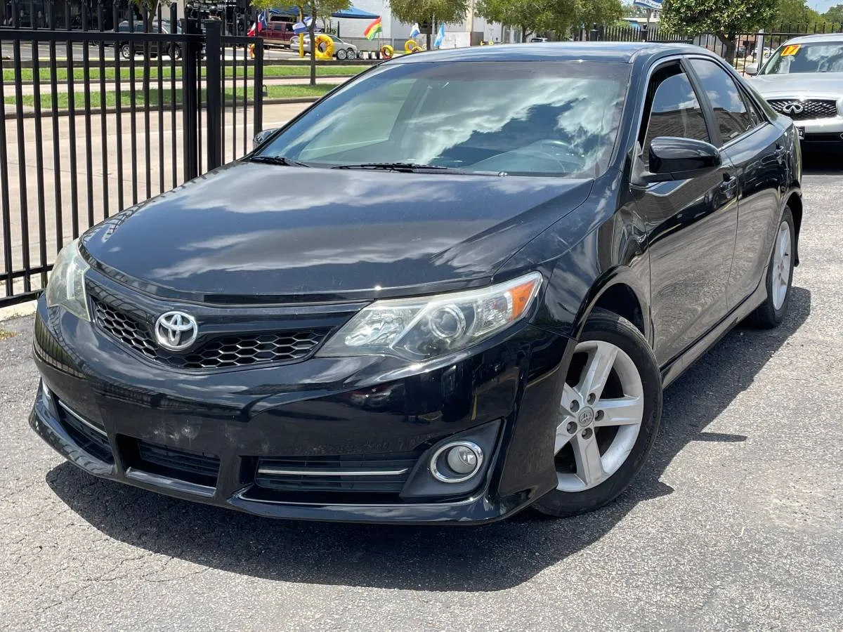 Used 2018 Nissan Rogue S