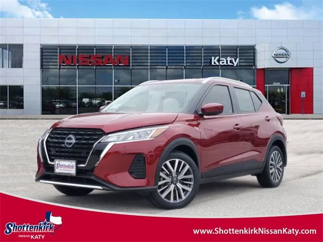 New 2024 Nissan Kicks SR w/ SR Premium Package