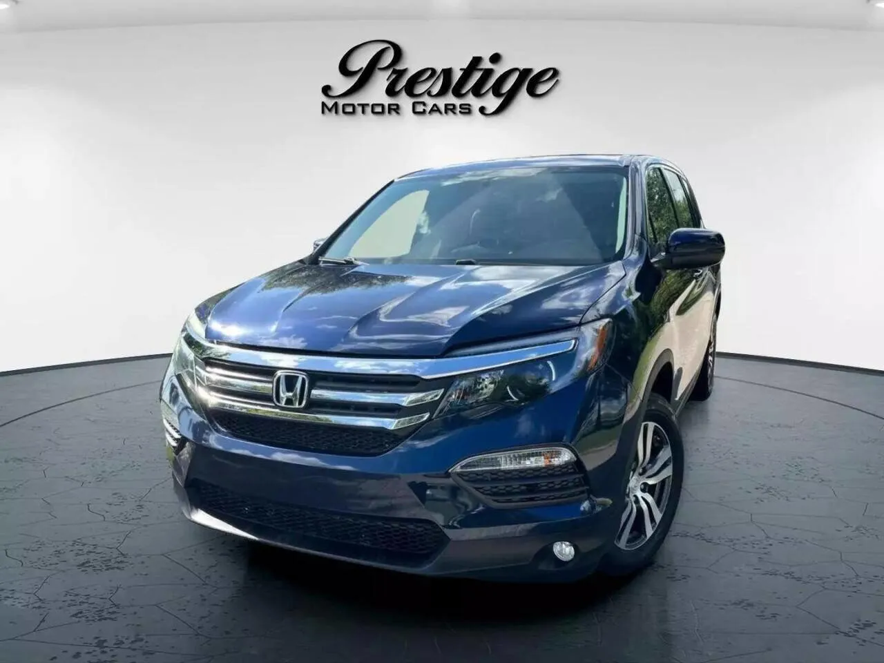 Used 2019 Chevrolet Traverse LT w/ LPO, Floor Liner Package