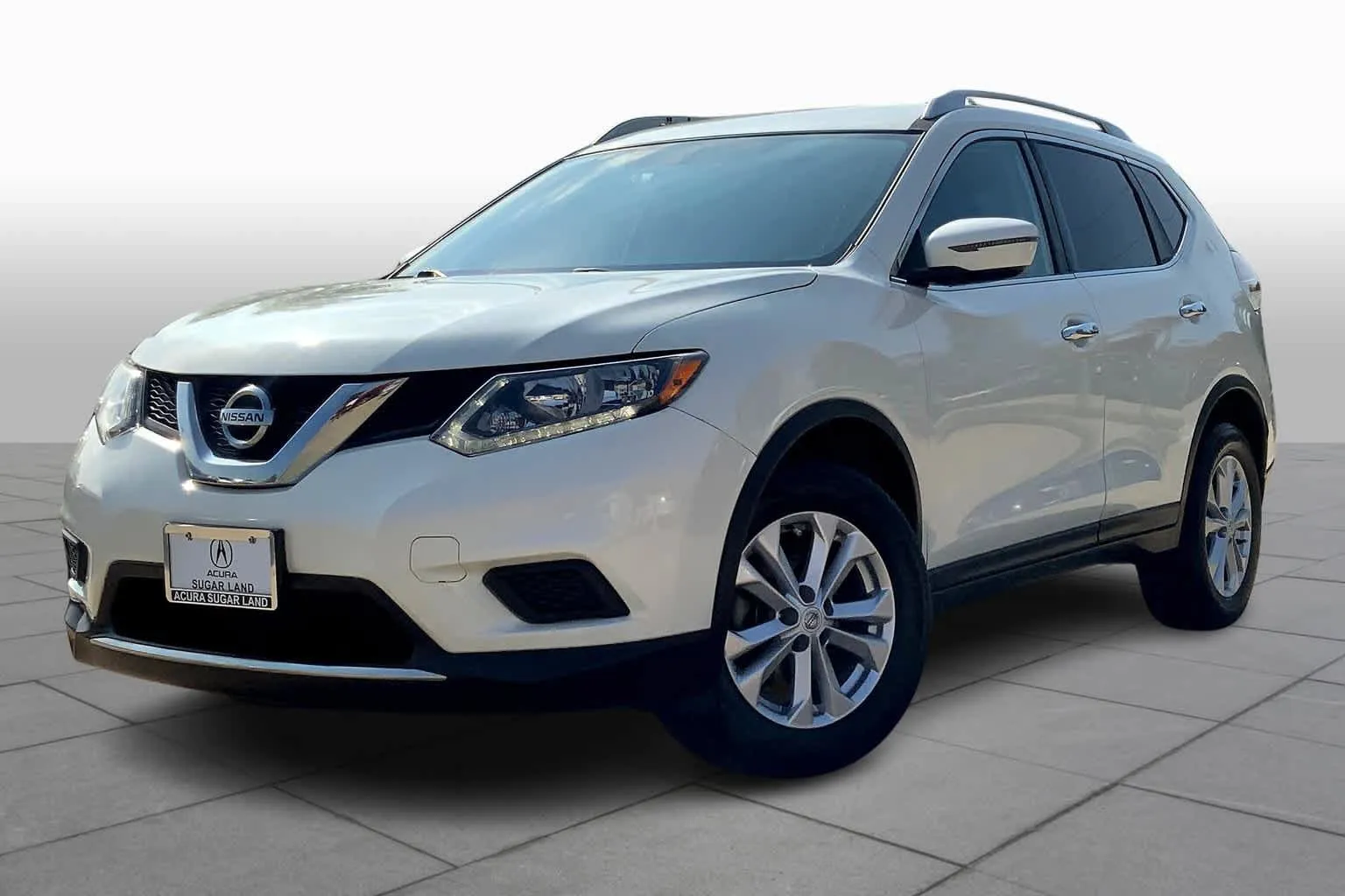 Used 2016 Nissan Rogue SV
