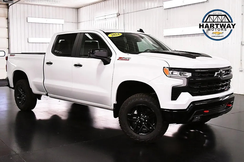 New 2024 Chevrolet Colorado LT w/ LT Convenience Package II