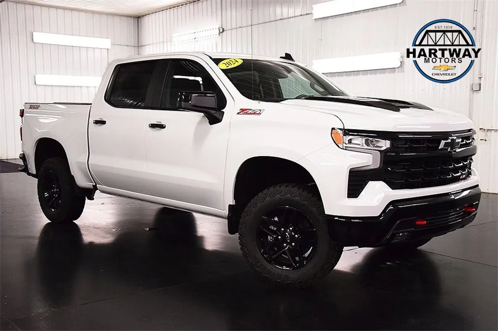 New 2024 Chevrolet Silverado 1500 LT