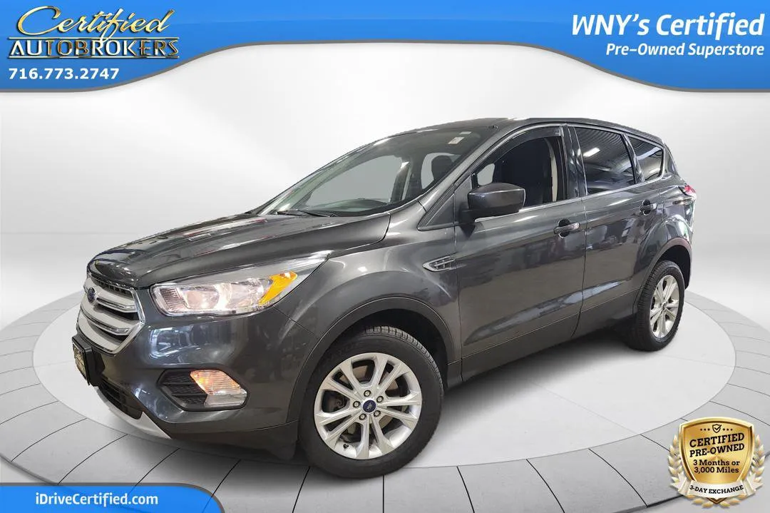 Used 2017 Chevrolet Traverse LT