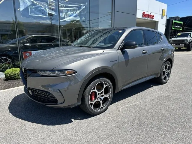 New 2024 Alfa Romeo Stelvio AWD w/ Active Assist Plus Package