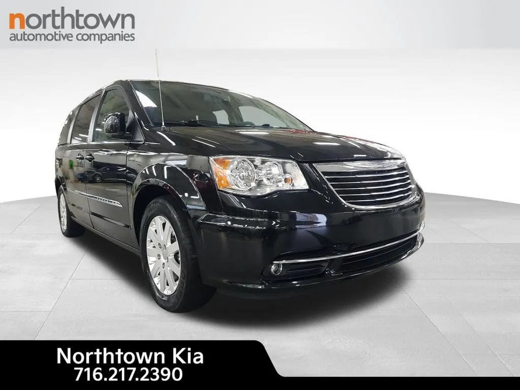 Used 2016 Chrysler Town & Country Touring