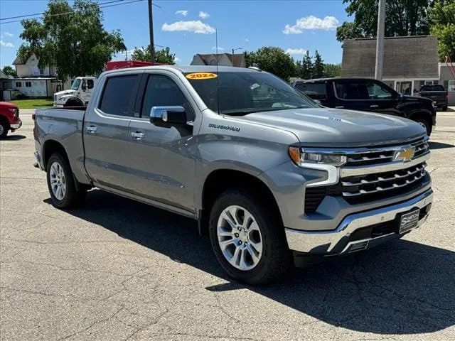 New 2024 Chevrolet Silverado 1500 Custom w/ Rally Edition