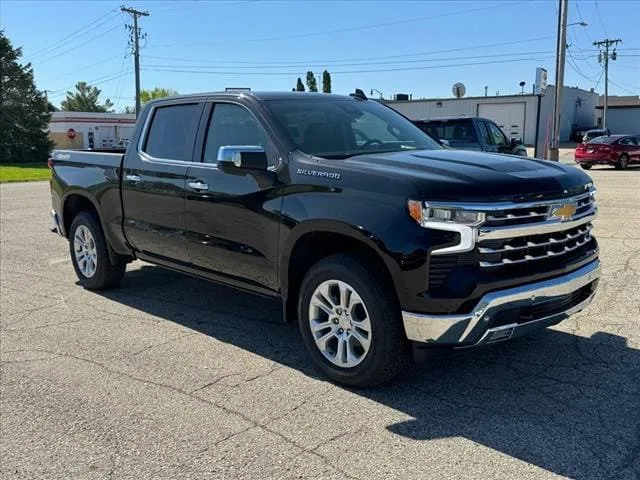 New 2024 Chevrolet Colorado ZR2 w/ Technology Package