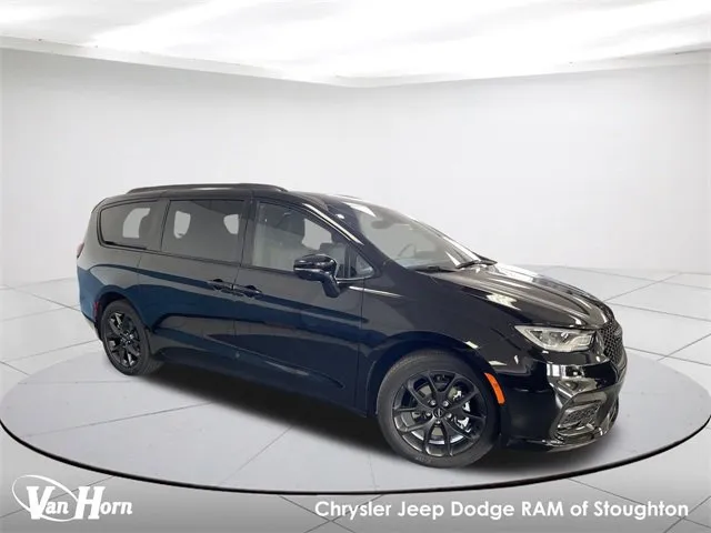 New 2024 Chrysler Pacifica Touring-L