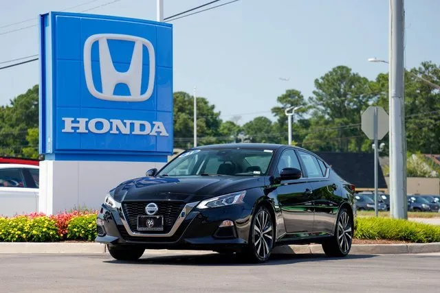 Used 2023 Toyota Corolla LE