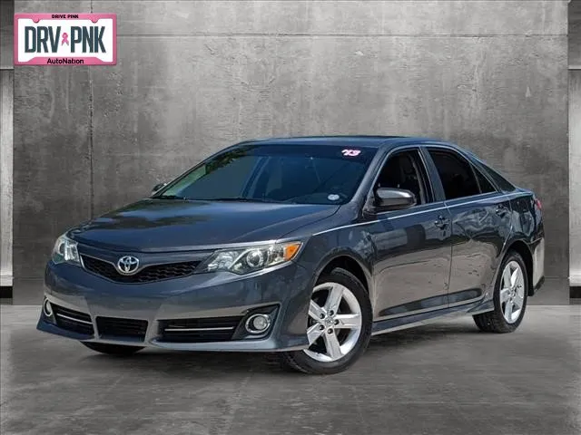 Used 2014 Toyota Camry XLE