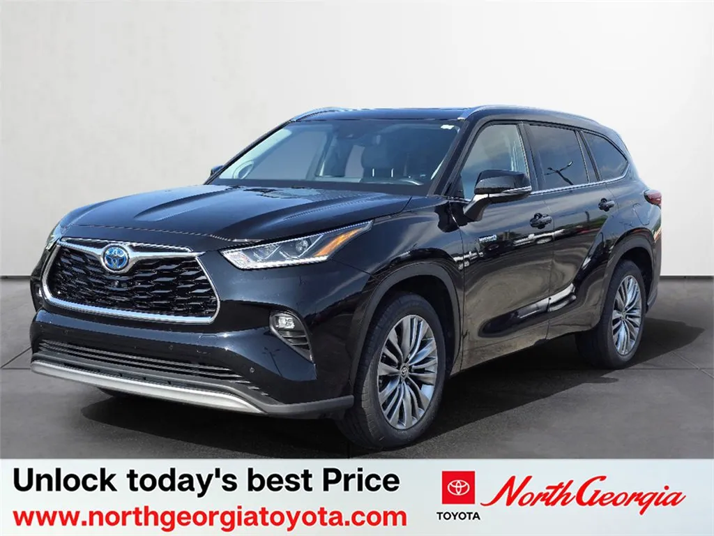 Used 2021 Toyota Highlander XLE