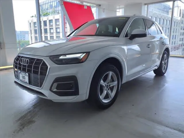 Certified 2021 Audi Q3 2.0T Premium w/ Convenience Package