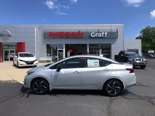 New 2024 Nissan Rogue SV