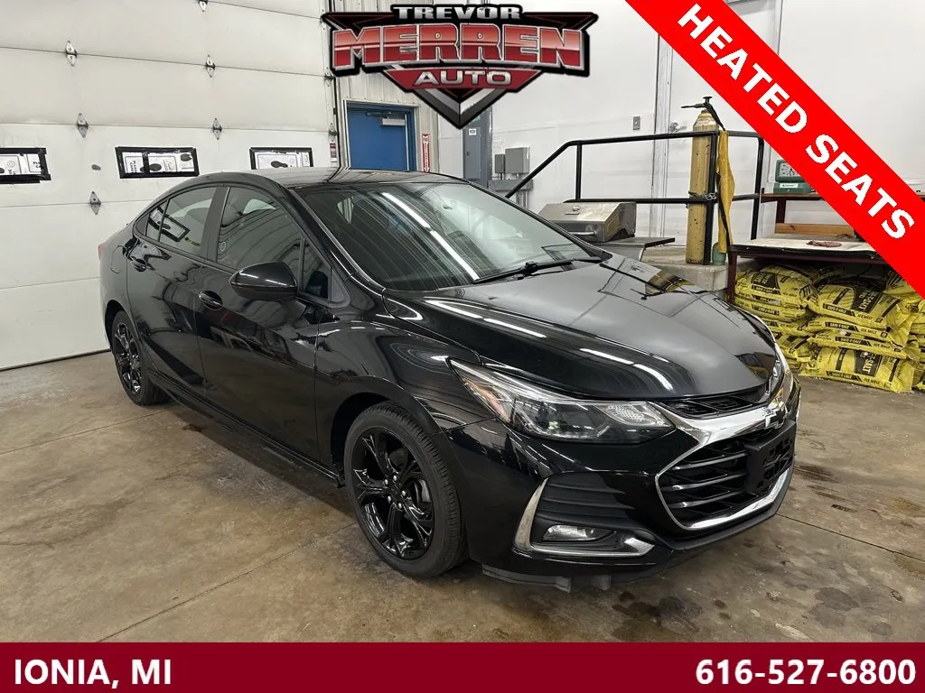Used 2021 Chevrolet Malibu LT