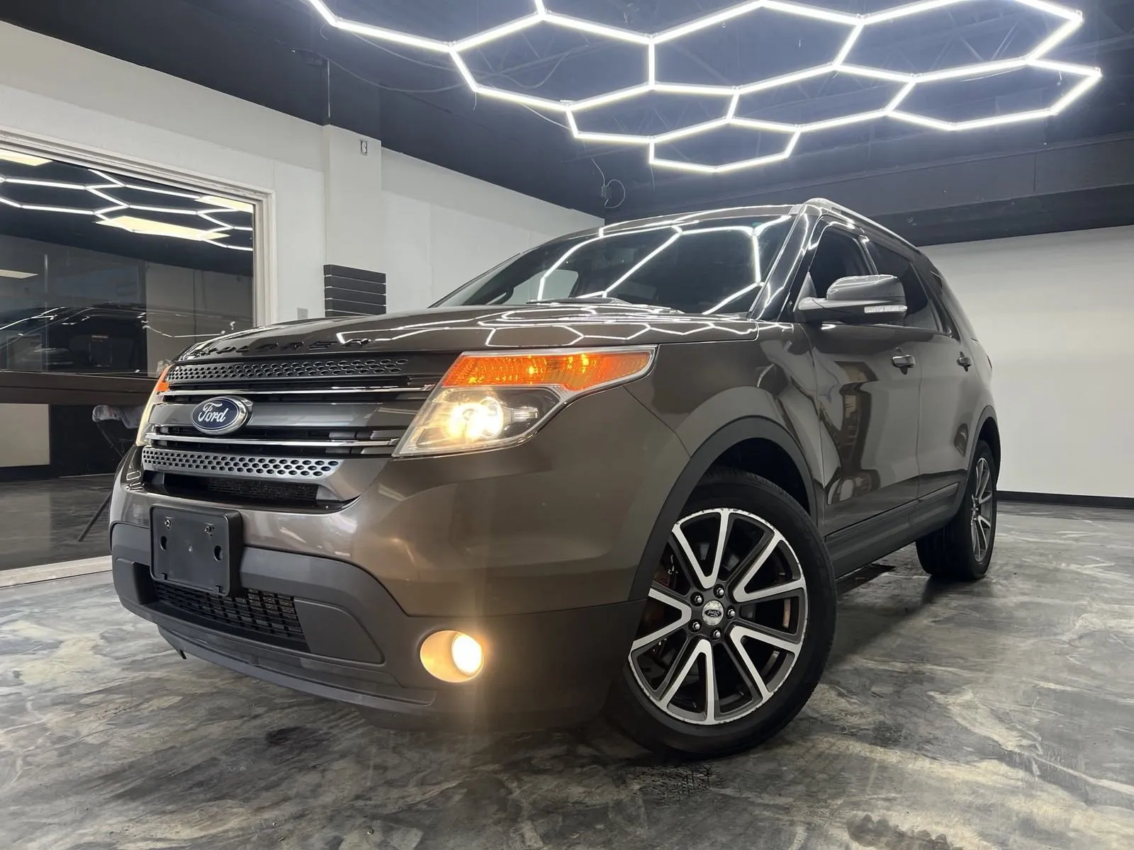 Used 2014 Chrysler Town & Country Touring