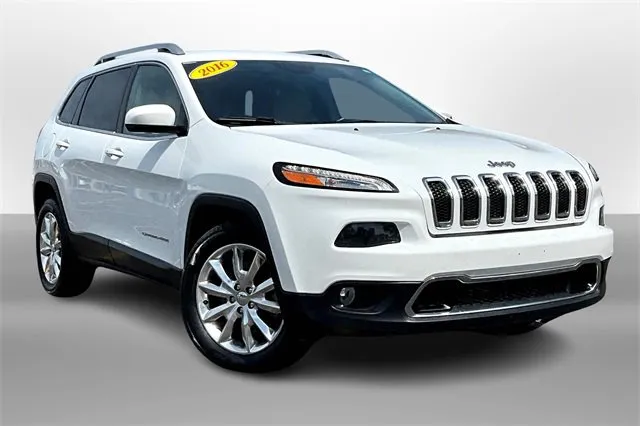 Used 2017 Jeep Cherokee Trailhawk