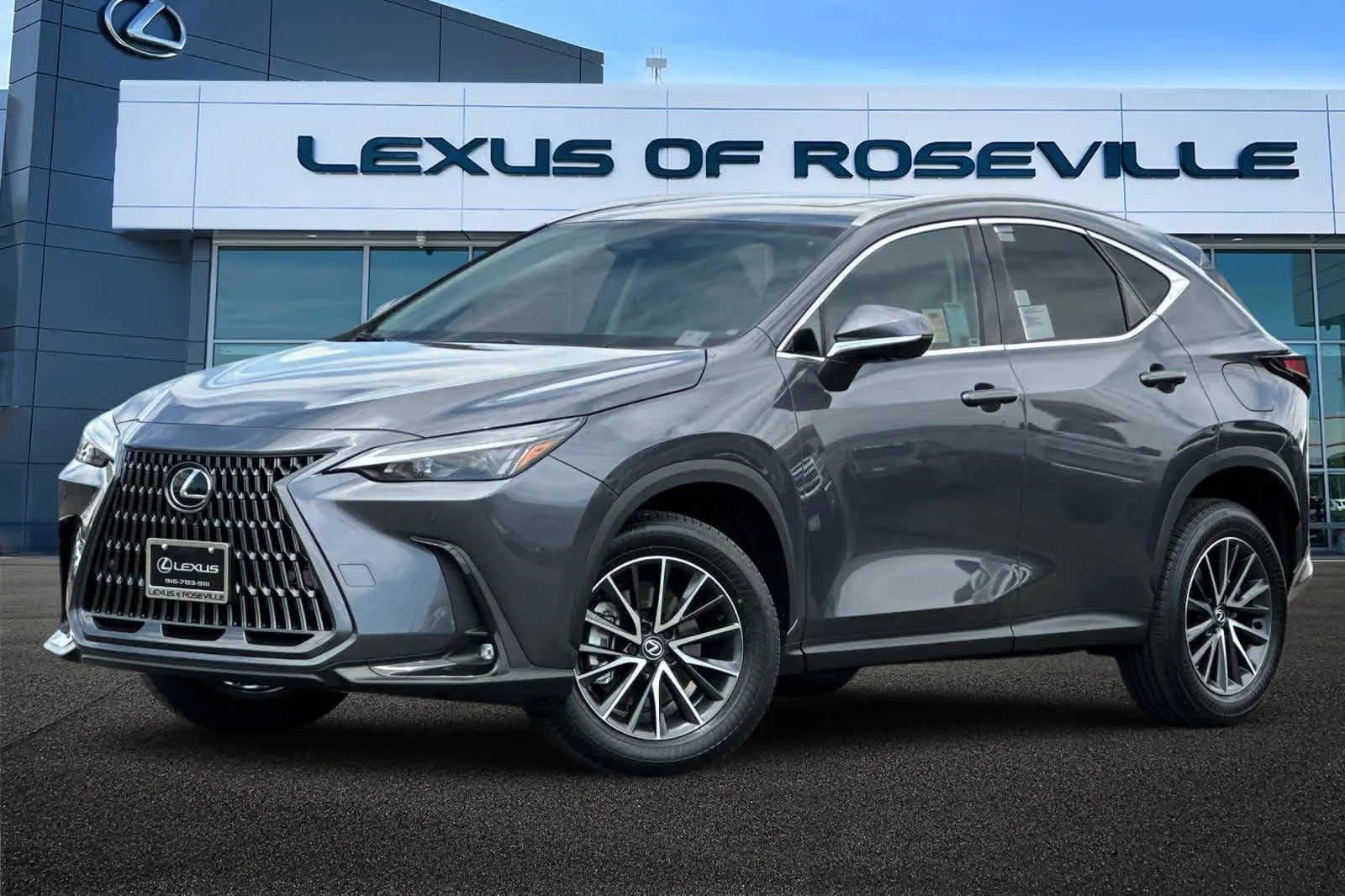 New 2024 Lexus ES 300h w/ Premium Package