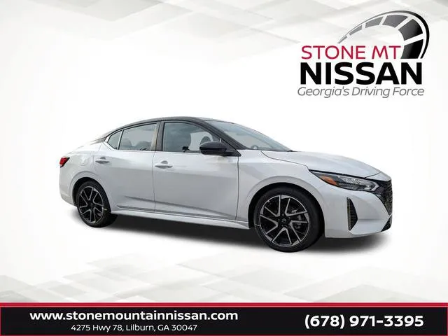 New 2024 Nissan Versa SR w/ Trunk Package