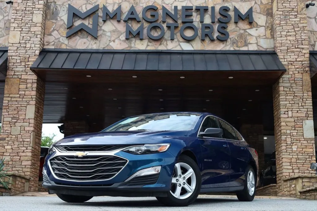 Used 2018 Chevrolet Malibu LT