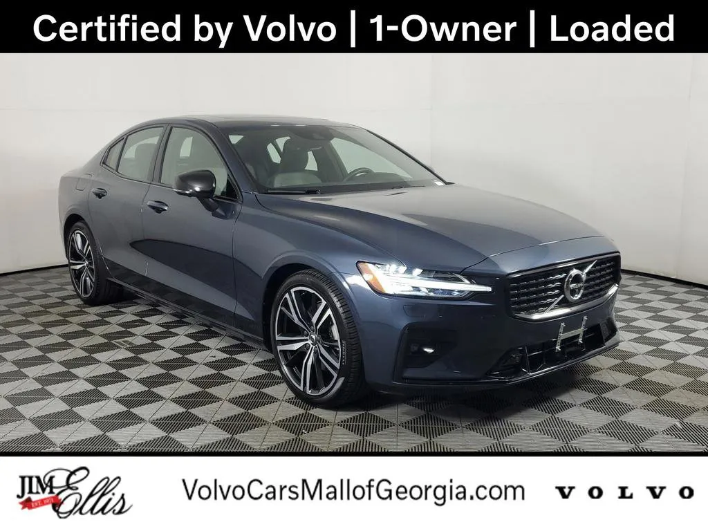 Used 2021 Volvo XC60 T5 Momentum