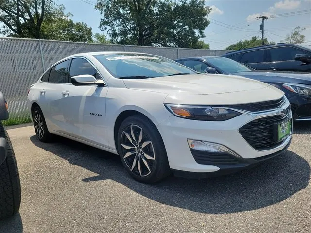 Used 2015 Hyundai Sonata SE w/ Option Group 09