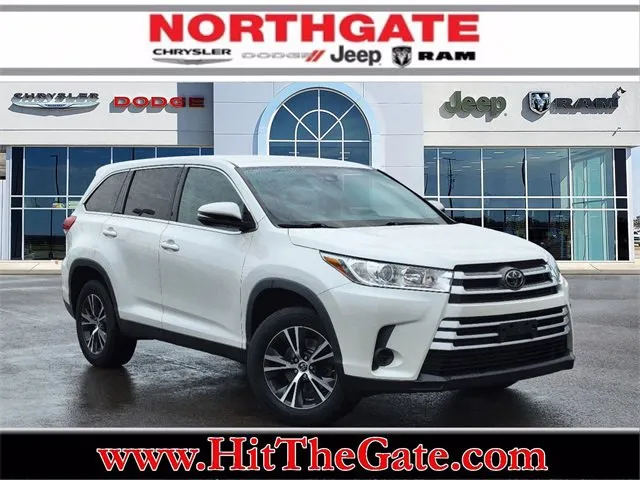 Used 2021 Jeep Grand Cherokee L Laredo w/ Luxury Tech Group I