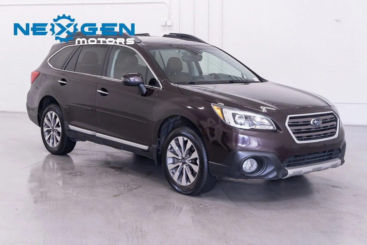 Used 2014 INFINITI Q50 Premium w/ Deluxe Technology Package
