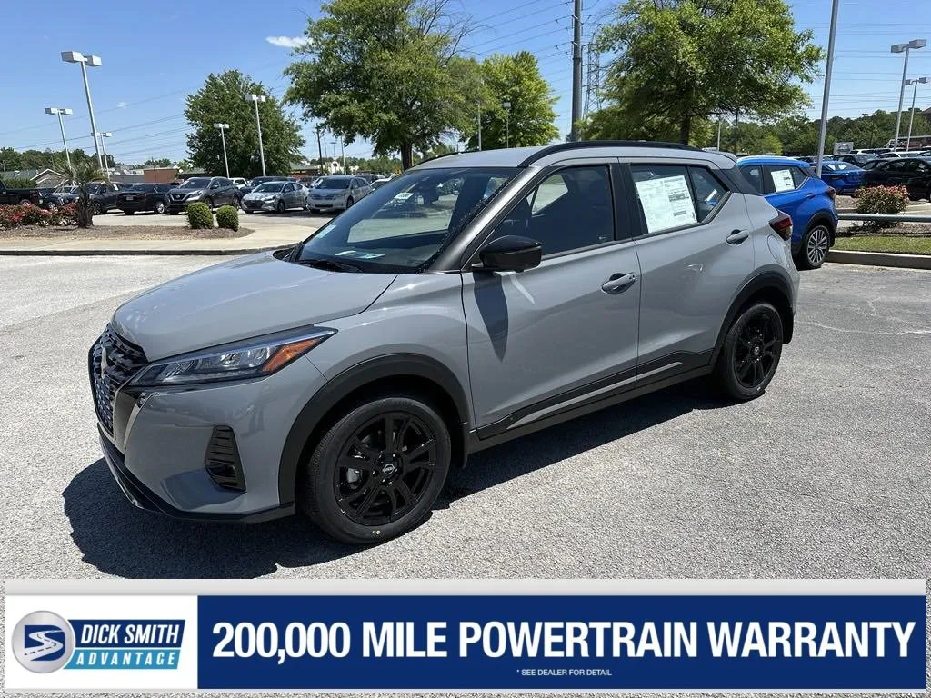 New 2024 Nissan Kicks S