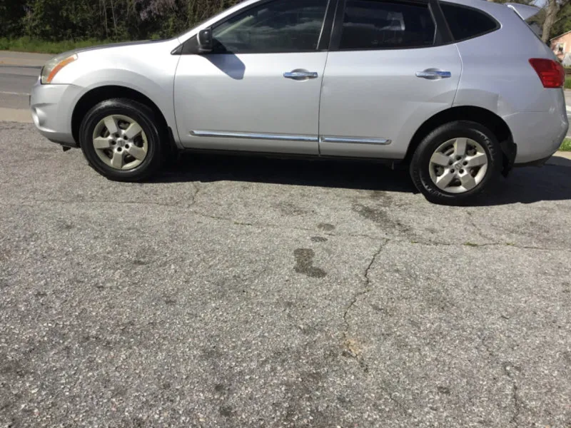 Used 2011 Nissan Rogue SV w/ SL Pkg