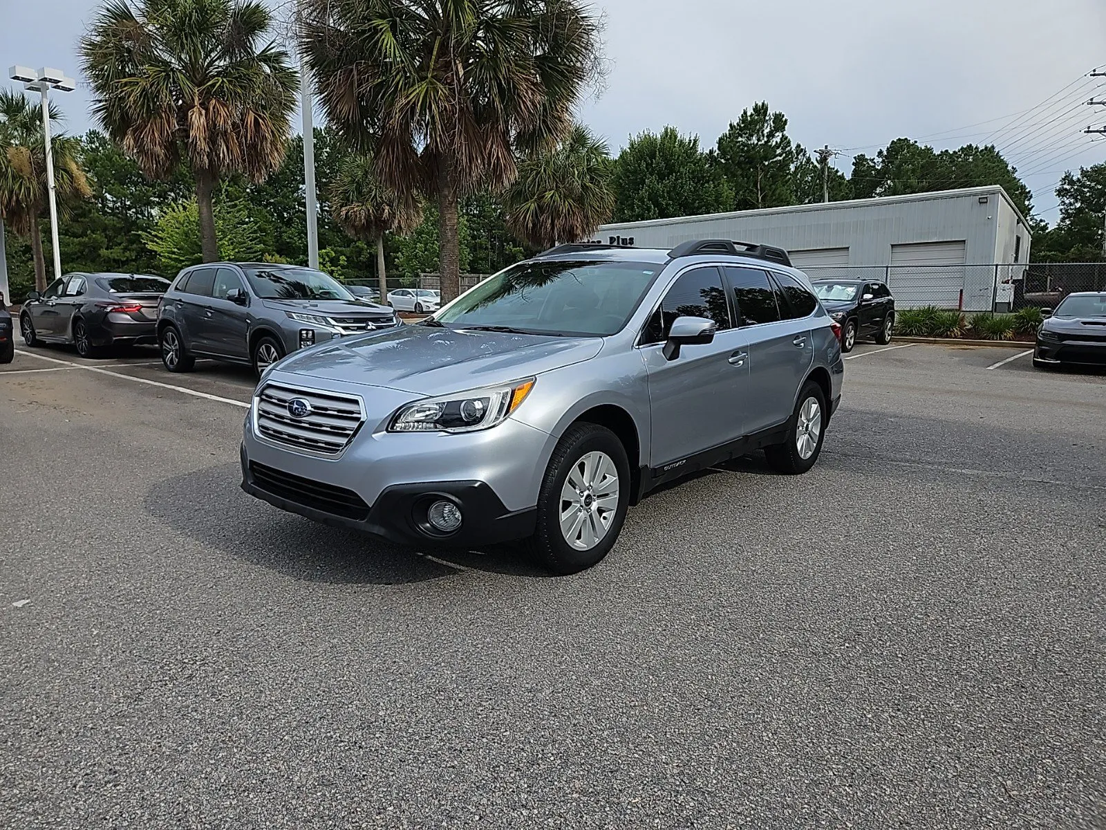 Used 2017 Subaru Outback 2.5i Premium