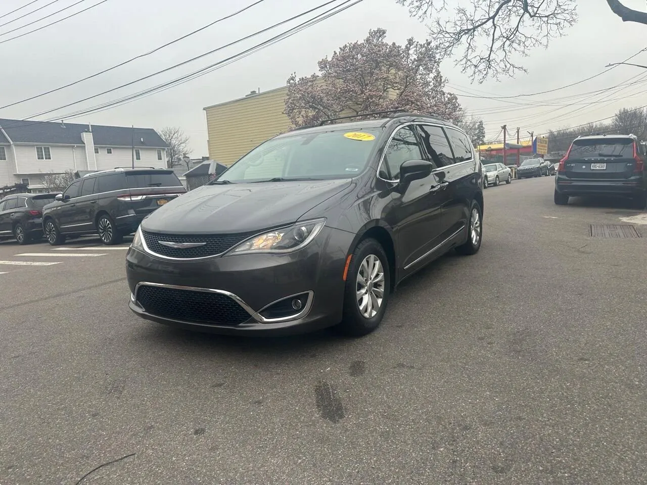 Used 2015 Chrysler Town & Country Touring