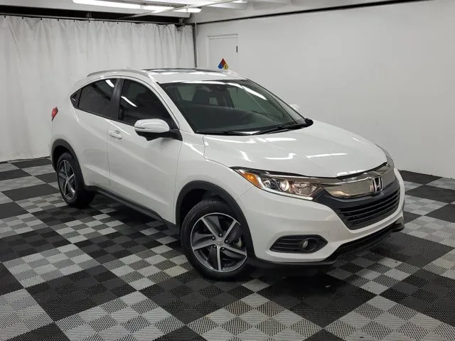 Used 2017 Chevrolet Equinox LT w/ Convenience Package