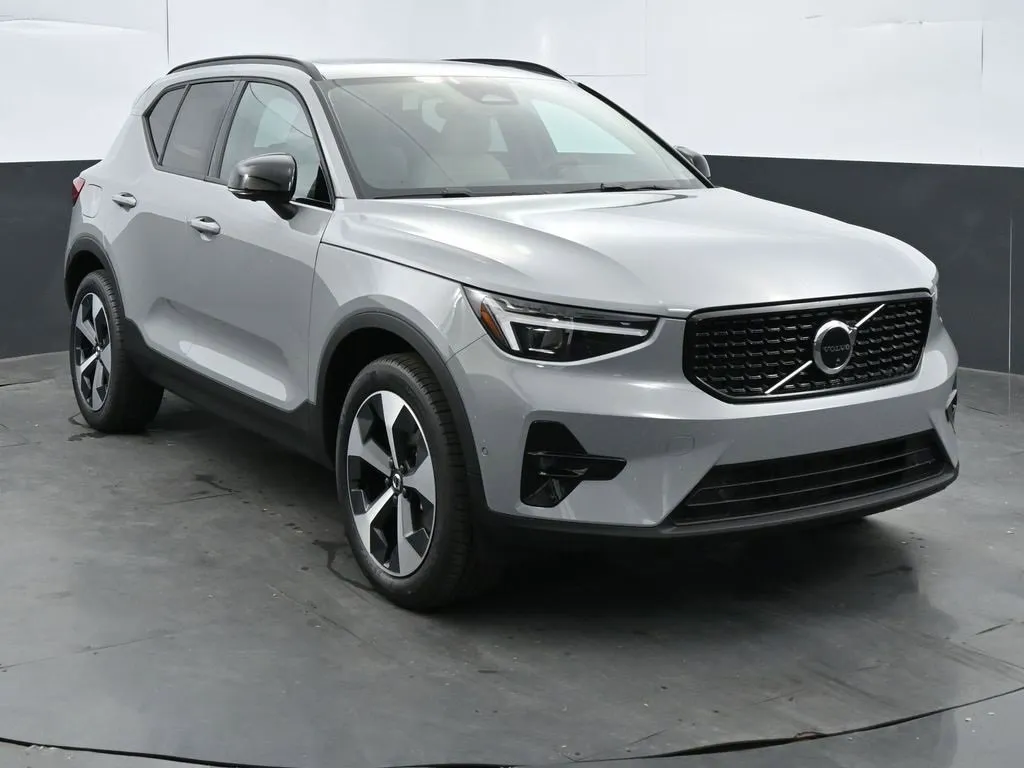 New 2024 Volvo XC60 B5 Plus