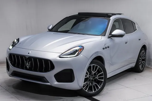 New 2024 Maserati Levante Modena Ultima