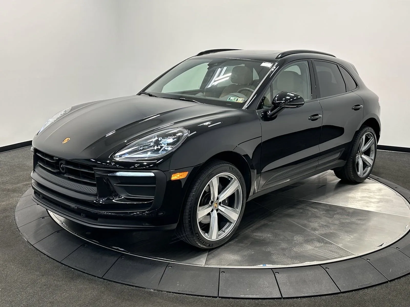 Certified 2024 Porsche Macan